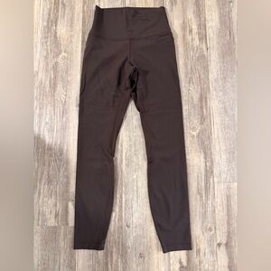 Lululemon Align High-Rise Pant 25"
Espresso size 4